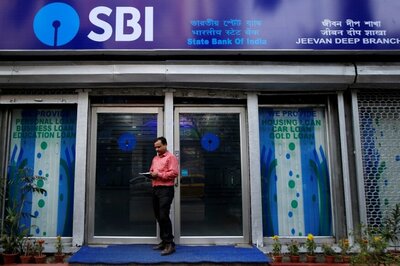 Congress Alleges Govt Reducing Income of SBI Depositors by Reducing Interest Rates