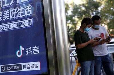 Smartphone Shipments In China Down 15.6% In August - Government Data