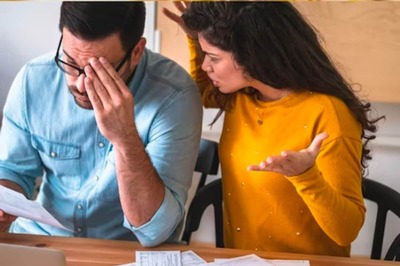 Florida Woman Tries To Kill Husband For Receiving Postcard From Ex-girlfriend Of 1960s; Arrested