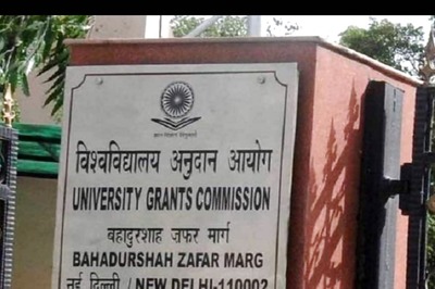 UGC Launches Faculty Recruitment Portal 'CU-Chayan' For Central Universities