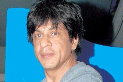 Shah Rukh does not ask for money: Yash Chopra