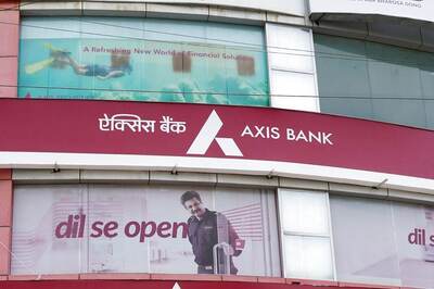Axis Bank Shares at Fresh Life-Time High; Should you Book Profit or Accumulate?