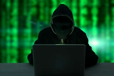 Security Researcher Swindles Apple Out Of $2.5 Million - Here's The Full Story