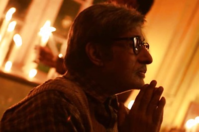 Chennai rains: Amitabh Bachchan, Shah Rukh Khan and other stars pray for residents' safety