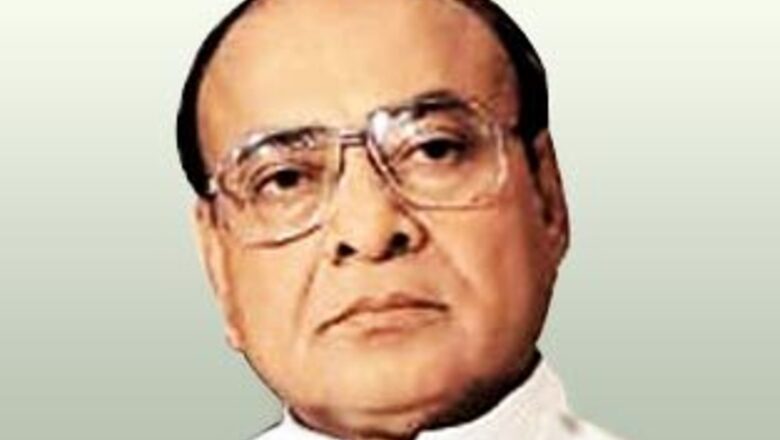Modi's 'love' for Sardar Patel due to Lok Sabha polls: Vaghela