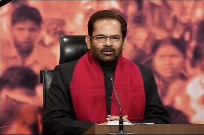 'Bharat Mata ki Jai' is about passion, not fashion, says Mukhtar Abbas Naqvi