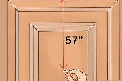 How to Hang a Wreath on a Door