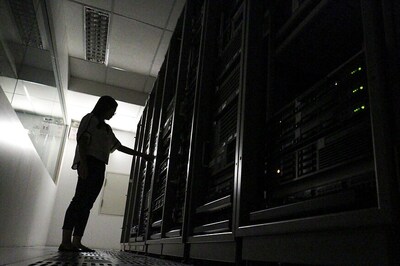 Global Server Revenue Declined in 2016, HP Still Leads: Gartner