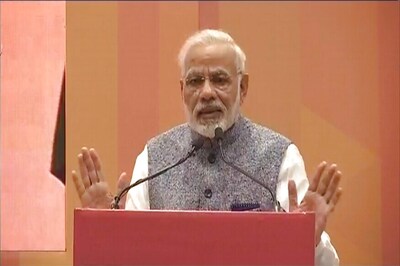 PM Narendra Modi Lashes out at Opposition Leaders, Says Those Who Worked at World Bank Now Doubt India’s Ranking