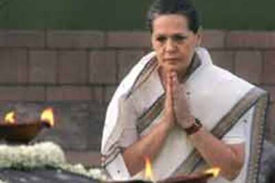 In pics: Rajiv Gandhi's death anniv