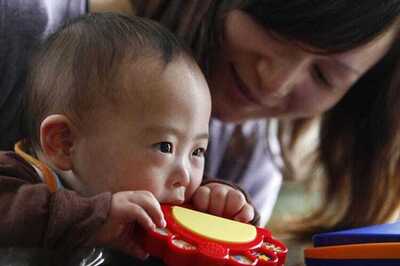 Babies crawl, and bawl, to finish line in Japan race