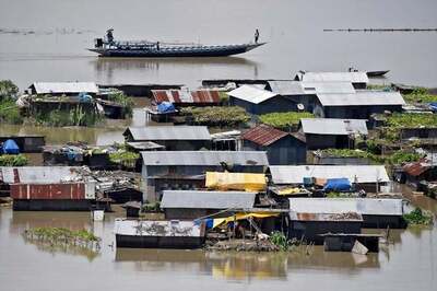 At Least 30 Killed Following Flooding in West Bengal