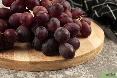 How to Wash Grapes