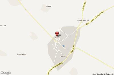 4 persons trying to rescue man from a well die due to asphyxia