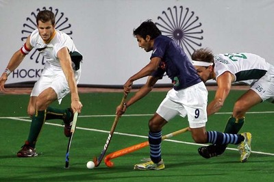 India edge South Africa 4-3 to win hockey series