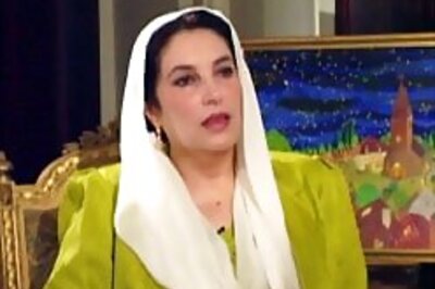 Benazir launches election campaign