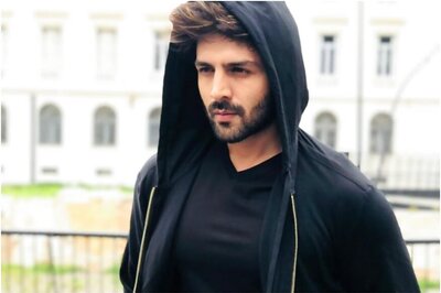 Kartik Aaryan Says He Decided To Become an Actor After Watching Shah Rukh Khan's Baazigar