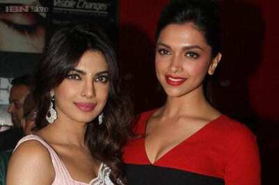 Priyanka Chopra and Deepika Padukone to dance together in Sanjay Leela Bhansali's 'Bajirao Mastani'
