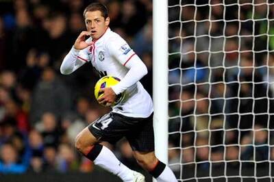 Hernandez inspires fantastic Man United comeback