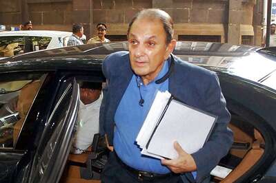 SC Asks Nusli Wadia, Ratan Tata to Resolve Differences in Defamation Case