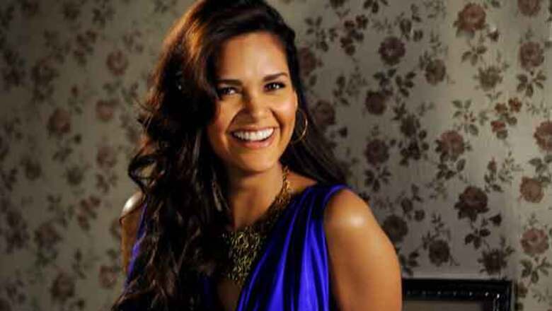 Can't compare myself with Bipasha: Esha Gupta