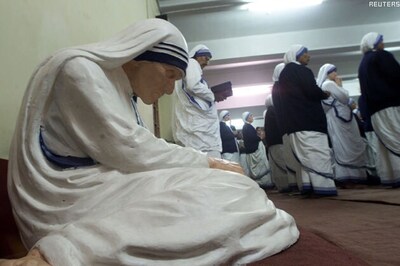  Italian Odissi dancer salutes Mother Teresa