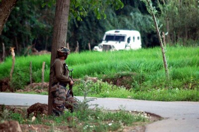 J&K: Amarnath Yatra Suspended, Mobile Internet Shut Post Burhan Wani's Death