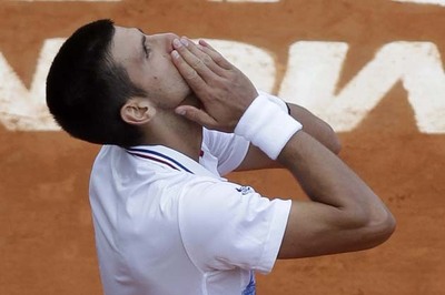 Bereaved Djokovic enters Monte Carlo QFs