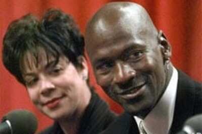Michael Jordan splits with wife