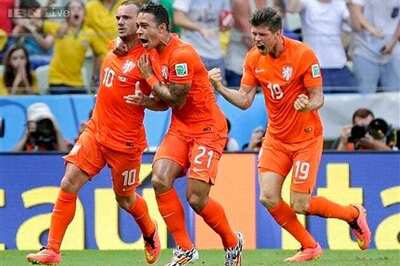 World Cup 2014: Costa Rica fairytale faces Dutch reckoning