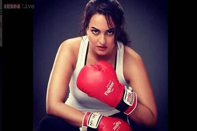Snapshot: Sonakshi Sinha dons boxing gloves to play Boxer Saiba in 'Holiday'