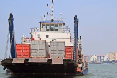 Exports Dip 1.15% to $33 Billion in August; Trade Deficit Widens to $28.68 Billion