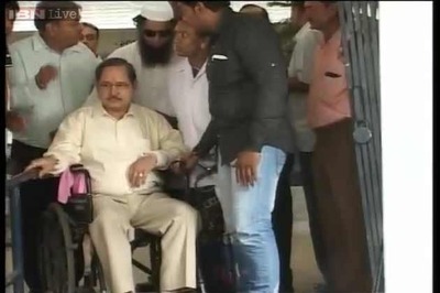 Ishrat Jahan case: Gujarat policeman PP Pandey goes missing yet again