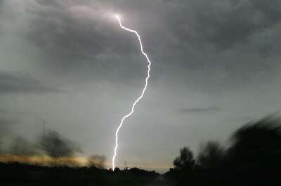 31 Killed in Lightning Strikes Across Bihar and UP, Alert Issued for Heavy Rain and Thunderstorm