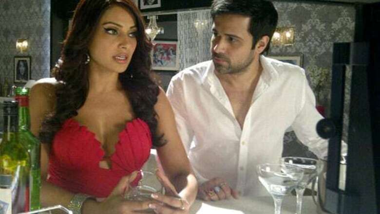 Raaz 3: 12 amazingly corny dialogue as FB status