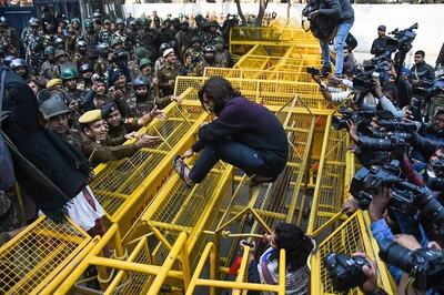 Bleeding Jamia Student Climbed Police Barricades to Go to Hospital as Cops Watched