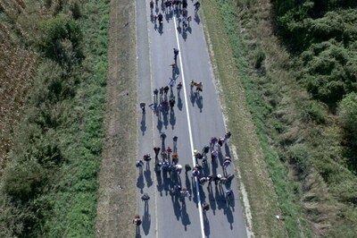 Hungary to Detain All Asylum-seekers