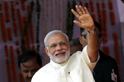 Narendra Modi to perform yoga at mass public event