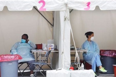 U.S. COVID-19 deaths drop for first time in four weeks