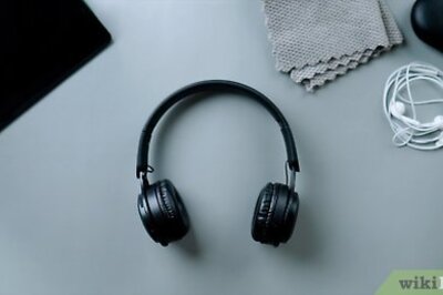 The Best Ways to Clean Your Headphones and Earbuds