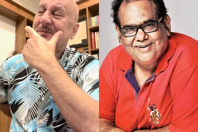 Anupam Kher Fights Back Tears As He Talks About Satish Kaushik After Funeral, Says 'It's Killing Me'