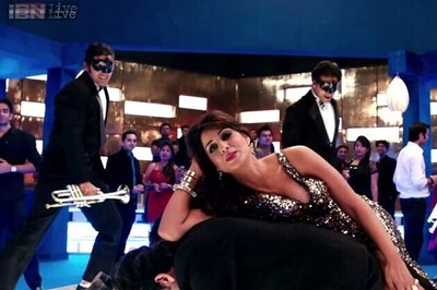 Watch 'Zanjeer' for my clothes and my look: Mahie Gill