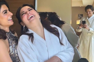 Samantha Ruth Prabhu Hugs Tamannaah Bhatia As Vijay Verma Clicks The Perfect Candid, See Viral Photo