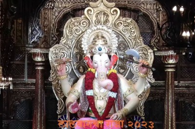 Mumbaikars Get First Glimpse of Lalbaugcha Raja Ahead of Ganesh Chaturthi | WATCH