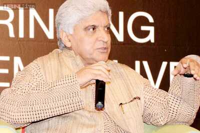 I am enjoying writing lyrics for 'Chalk N Duster': Javed Akhtar