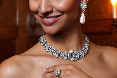 Spice Up Your Look With Right Accessories