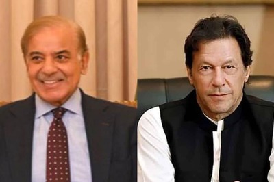 Agreement on Same-day Election, No Consensus on Date: 3rd Round of Pak Govt-PTI Talks Inconclusive