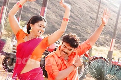 Tamil Review: 'Murattu Kaalai' deserves a watch