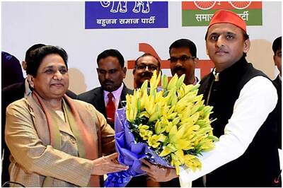 'Our Ambitions Don't Clash': Akhilesh Endorses Mayawati as PM Candidate, Says Has Her Backing for UP CM's Post