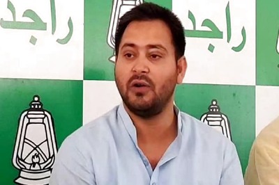 Not Like Those Who Promise 2 Cr Jobs, But Leave Bihar Bankrupt, Says RJD's Tejashwi in Poll Promise